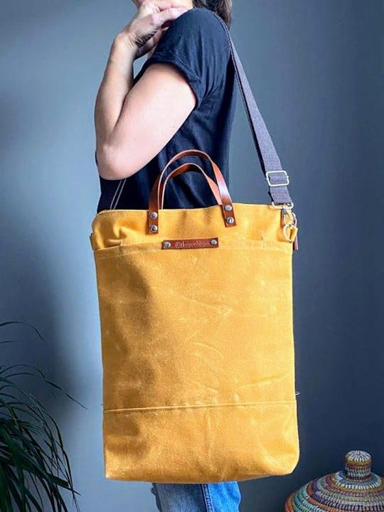 Produktbild Only-Bags.Store Rucksack aus gewachstem Canvas - senfgelb, Cabrio-Rucksack, Windelrucksack, A3, Rucksäcke - mellow