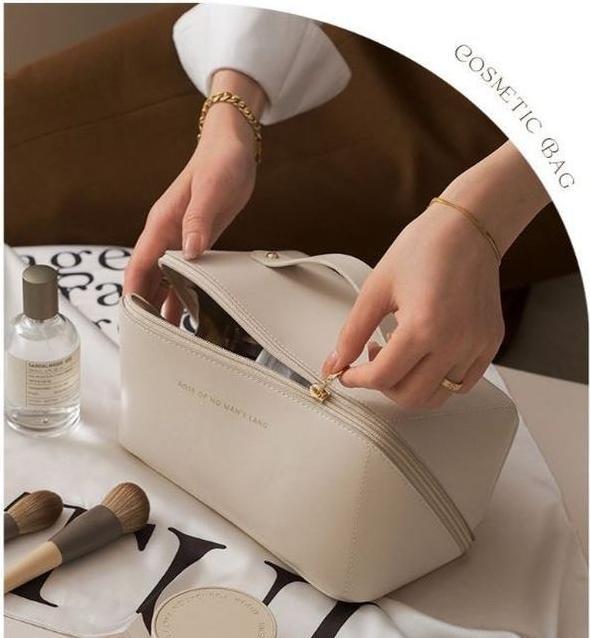 Image du produit MU Style Cassy Series Trousse de toilette