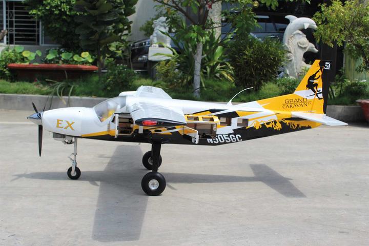 Actual product image Seagull Models cessna 208 grand caravan ex 85" 45cc black/yellow