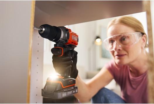 Produktbild Black & Decker Black&Decker Akku-Bohrschrauber 18V 2x2Ah,2G,Kof BCD382D2XK (Akkubetrieb)