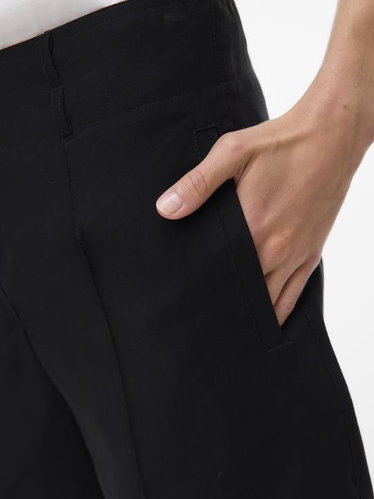 Actual product image Vero Moda VMRILEY Anzug mit kurzer Hose Shorts (Frequency band 38 (2600 MHz))