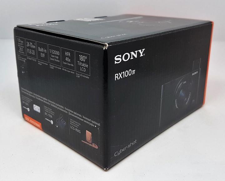 Actual product image Sony Cyber-shot DSC RX100 IV (24 - 70 mm, 20.10 Mpx, 1")