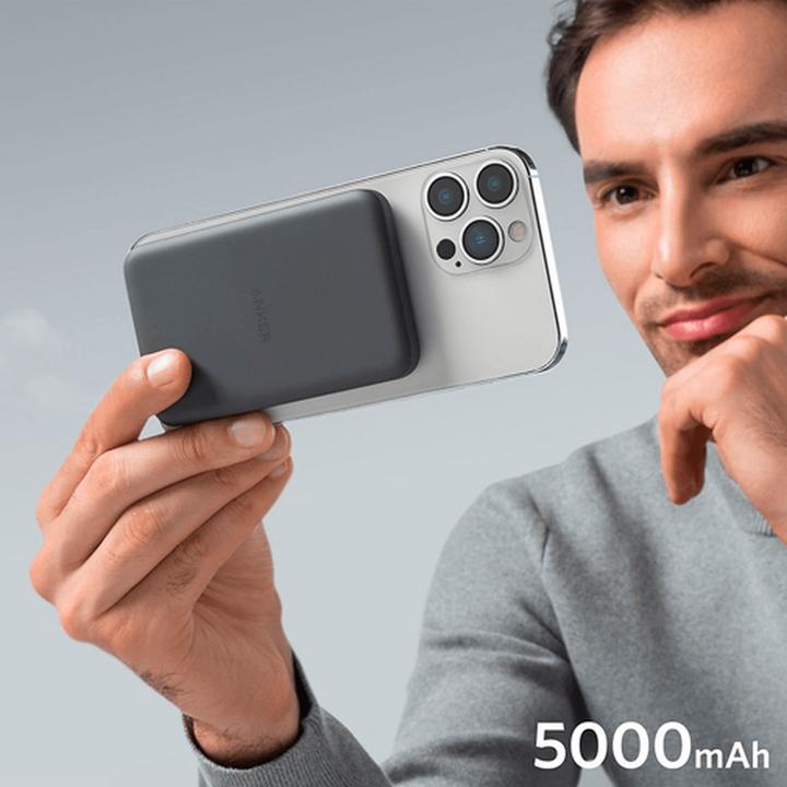 Actual product image Anker 633 PowerWave Mag-Go 2-in-1 Stand (7.50 W)