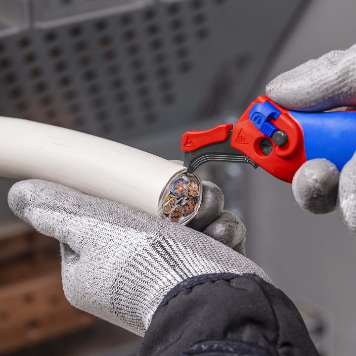 Actual product image Knipex 16 50 145 SB (146 mm)