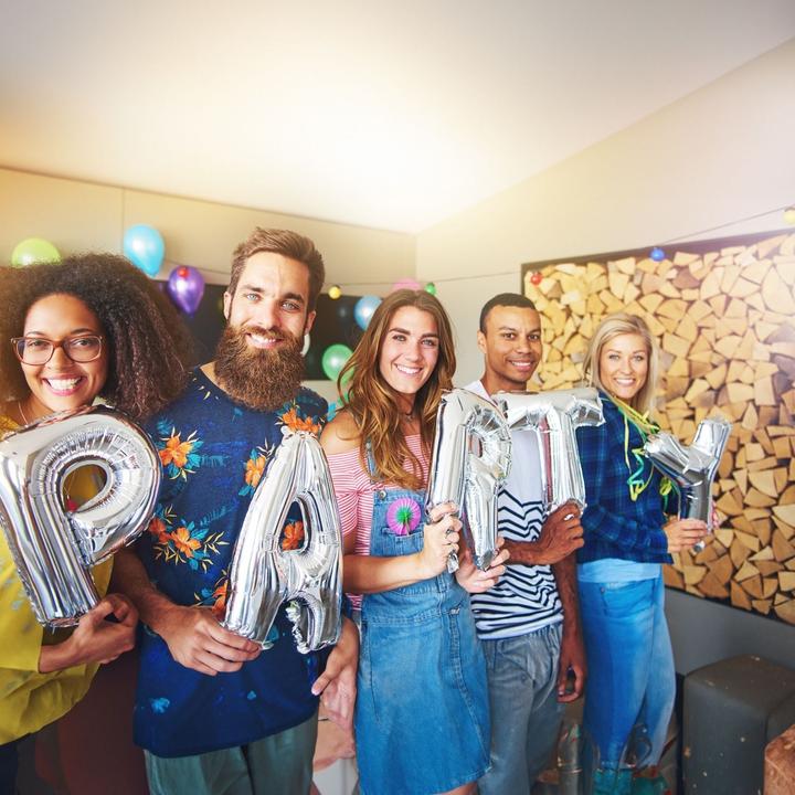 Produktbild Hermex Buchstabenballon N Silbrig Geburtstagsparty Ballon Folienballon 60cm (1 x)