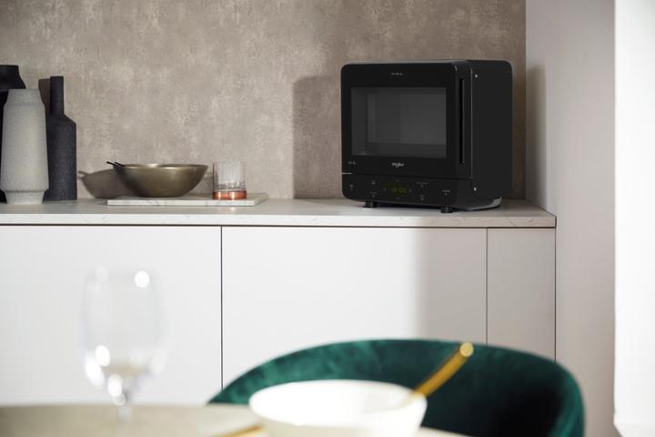 Actual product image Whirlpool MAX 34/BL (13 l)