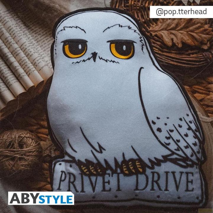 Actual product image - Cushion - Hedwig (32 x 39 cm)