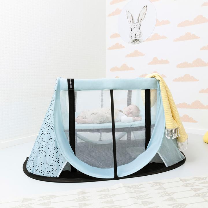 Actual product image AeroMoov Instant travel bed