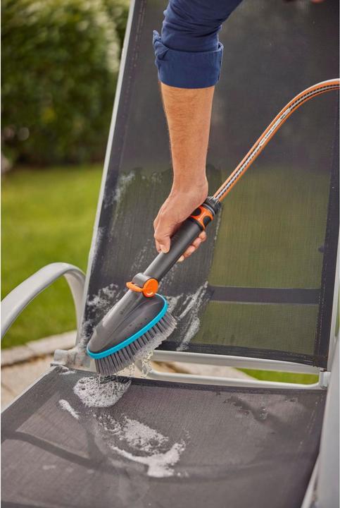 Actual product image Gardena Cleansystem hand brush M soft