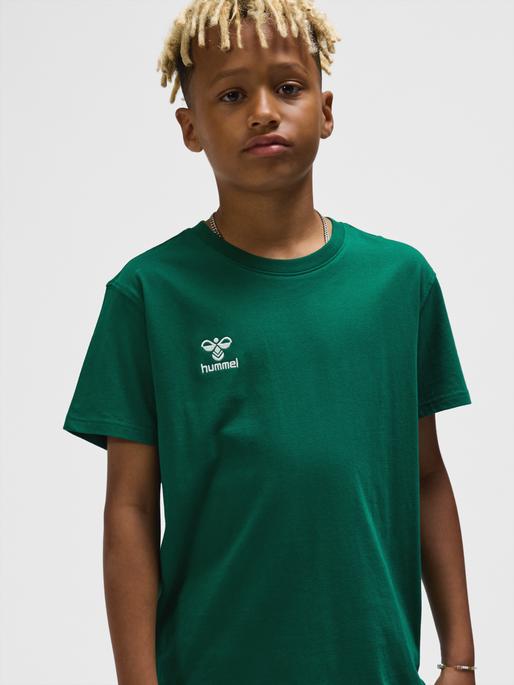 Actual product image hummel HMLGO 2.0 T-SHIRT S/S KIDS (116)