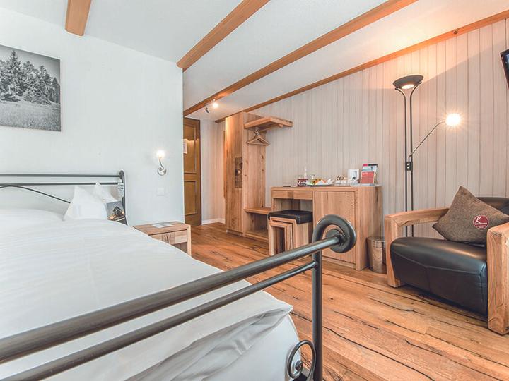 Actual product image Smartbox Relaxation in Switzerland: 1 overnight stay, breakfast, wellness treatment or spa for 2 (2 pers.)
