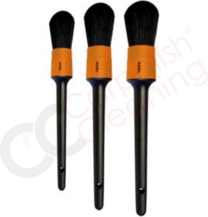 Actual product image ADBL Round Detailing Brush 31mm - #16- Size 16 Detailing Brush