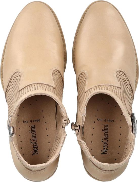 Actual product image Nero Giardini Stiefelette (39)