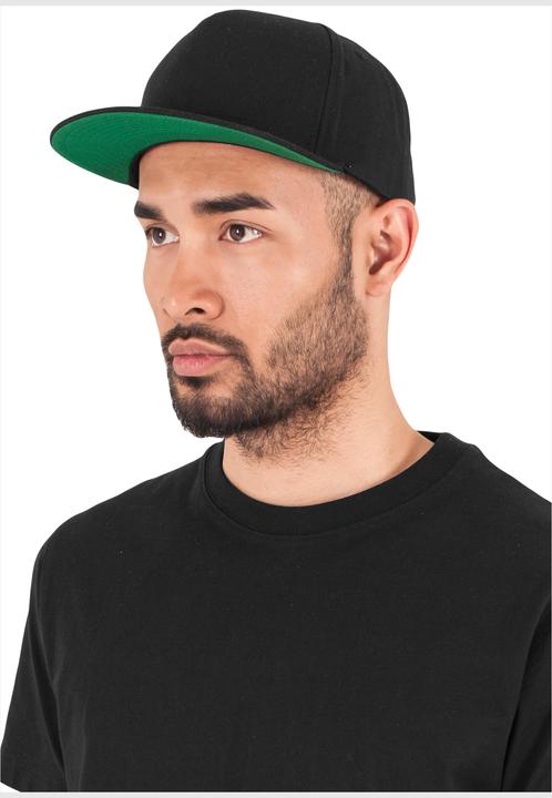 Actual product image Flexfit Classic 5 Panel Snapback (One size)