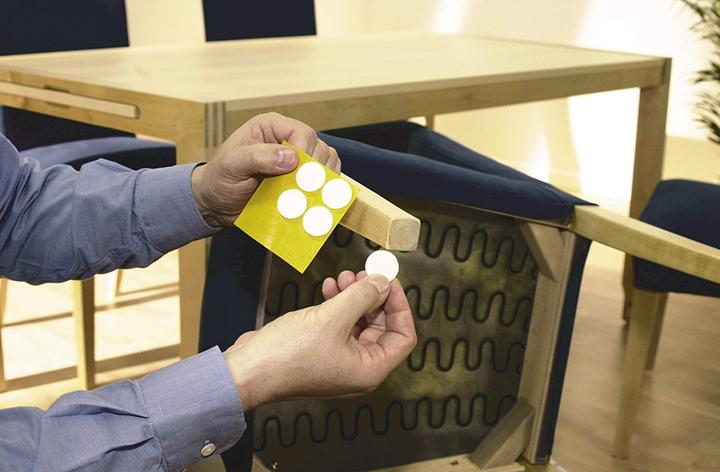 Productafbeelding tesa Bescherm (Vilten glijders, 16 Stuk)