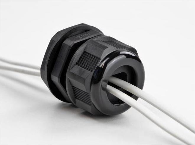 Produktbild Delock Kabelverschraubung PG16 für Flachkabel schwarz 2 Stück
