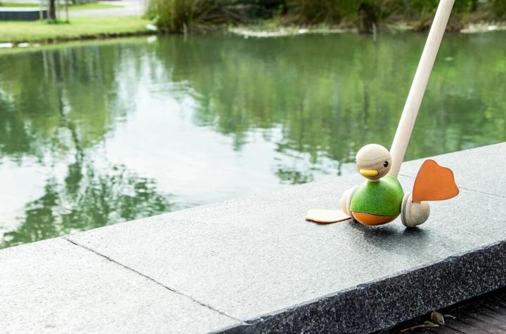 Produktbild Plantoys Ente zum Stossen