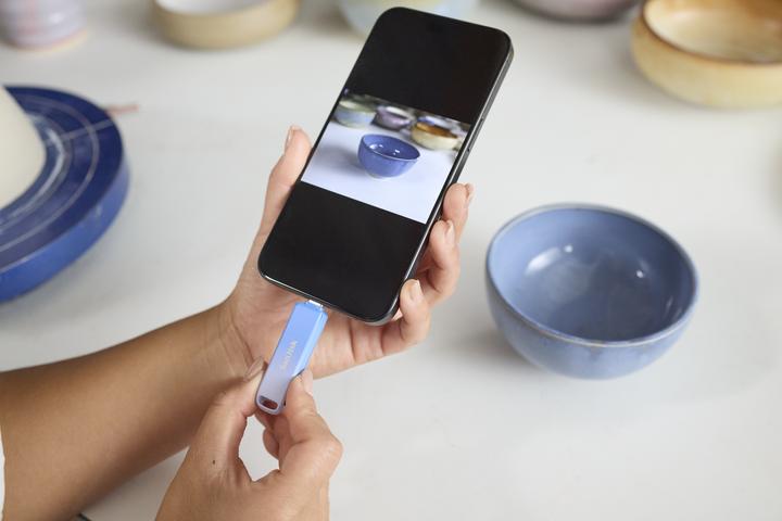 Produktbild SanDisk Creator Phone Drive (128 GB, USB-C, USB-A)