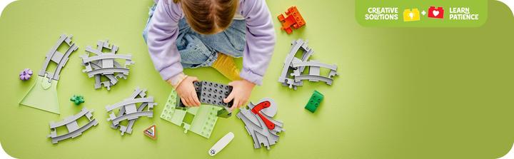 Immagine prodotto LEGO Tunnel ferroviario e binari - set di espansione (10425)