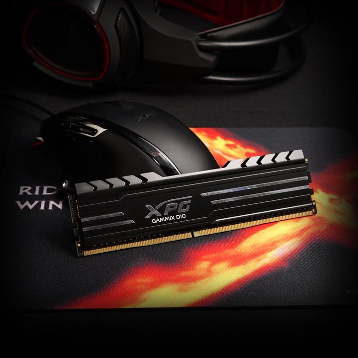 Immagine prodotto Adata Memoria XPG Gammix D10, DDR4, 32 GB, 3600 MHz, CL18 (AX4U360016G18I-DB10) (2 x 16GB, 3600 MHz, DDR4-RAM, DIMM)