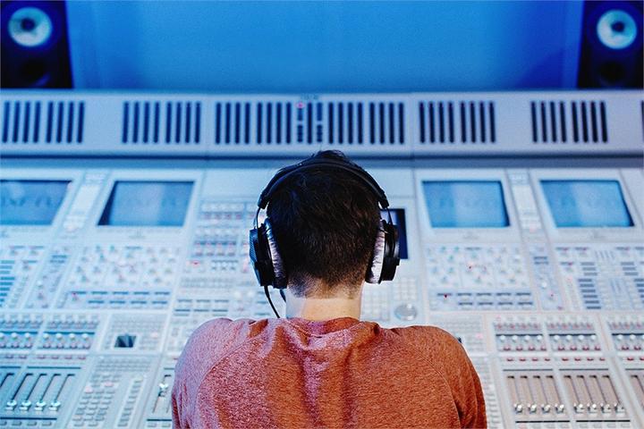 Immagine prodotto Beyerdynamic DT 990Pro (Nessuna soppressione del rumore, Cablato)