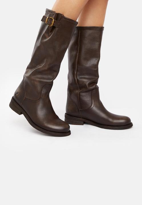 Actual product image Felmini Gredo 6922, the mid-height biker boot from, is made from smooth leather. These boots are (41)