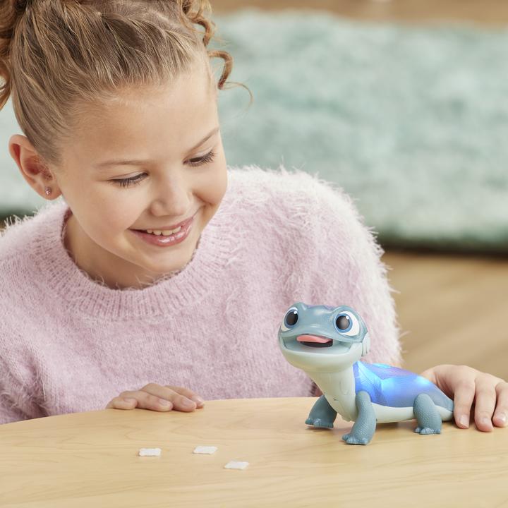 Produktbild Hasbro Frozen 2 Feuergeist mit Schnee- Snack
