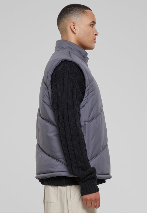 Actual product image Urban Classics Arrow Puffer Vest (4XL)