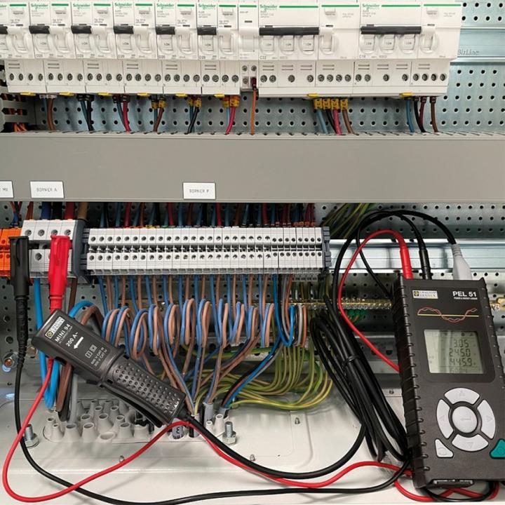 Produktbild Chauvin Arnoux PEL 51 Netz-Analysegerät 1phasig inkl. Stromzangen, mit Loggerfunktion (Analysator)