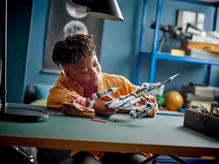 Actual product image LEGO The N-1 Starfighter of the Mandalorian (75325, LEGO Star Wars)