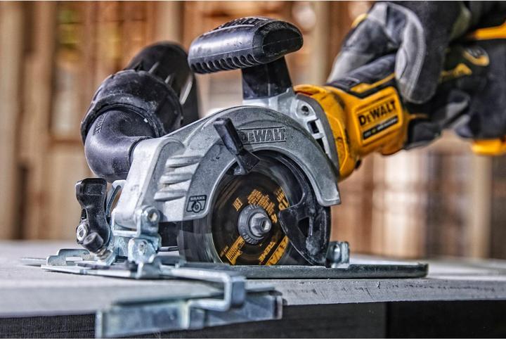 Actual product image DeWalt DCS571NTXJ