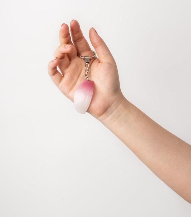 Actual product image Yumazing Onion key ring