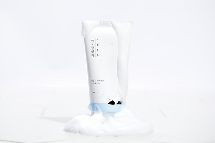 Actual product image Round Lab 1025 Dokdo Cleanser (Foam, 150 ml)