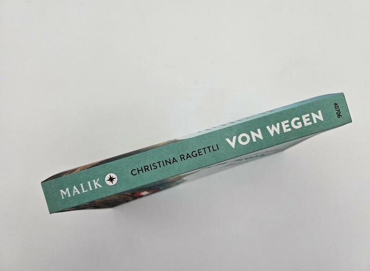 Produktbild VON WEGEN. Allein auf der Via Alpina – 2363 Kilometer zu Fuss von Triest nach Monaco (Deutsch, Christina Ragettli, 2025)