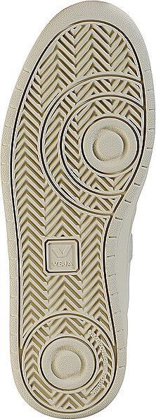 Actual product image Veja V-82 (43)