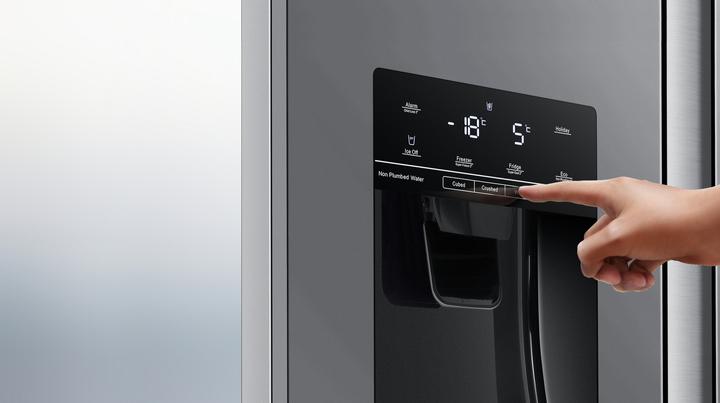 Image du produit Hisense RS694N4TIE Réfrigérateur Side-by-Side Pose libre E Acier inoxydable (562 l)