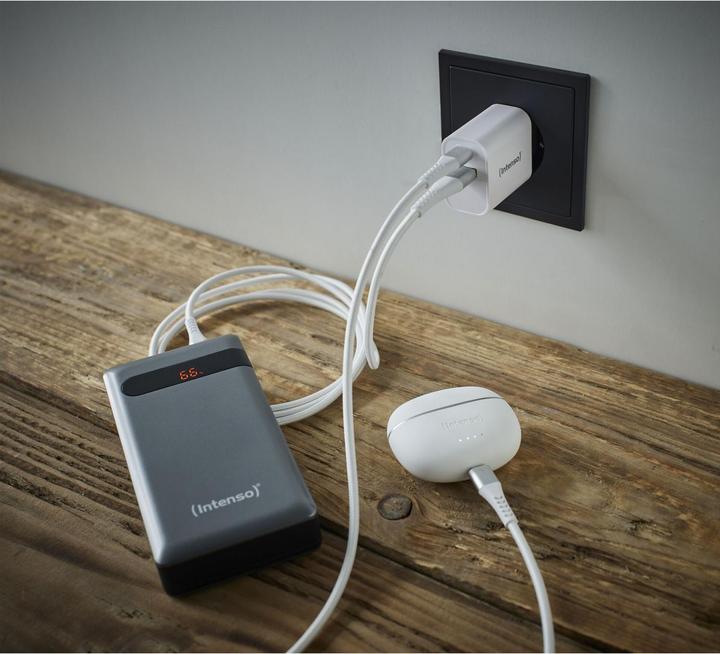 Image du produit Intenso Adaptateur 1x USB-A vers 1x USB-C blanc (30 W)