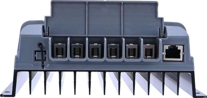 Actual product image Casativo MPPT solar charge controller for 12/24V battery, 40A, incl. 2 USB-A ports, LCD display