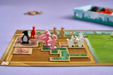 Actual product image Feuerland FEU63572 - New York Zoo, Board game, 1-5 players, ages 10+ (DE edition) (German)