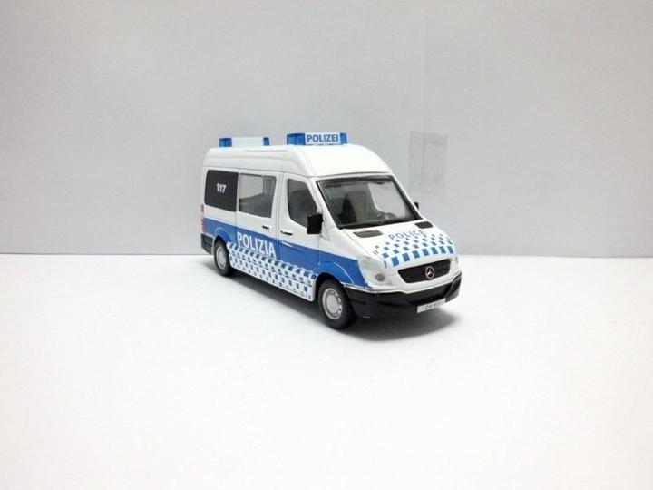 Actual product image Bburago Emergency Assortimento Vigili Del Fuoco 1:50 (Modello Casuale)