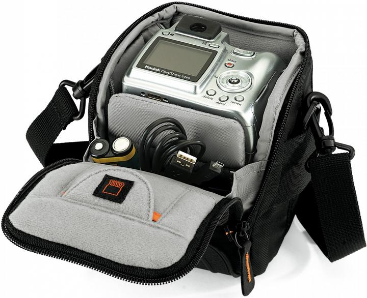 Actual product image Lowepro Apex 100 AW (Camera shoulder bag)