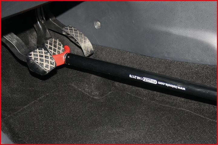 Produktbild KS Tools Teleskop-Motorhauben- und Heckklappenstütze, 64-109cm