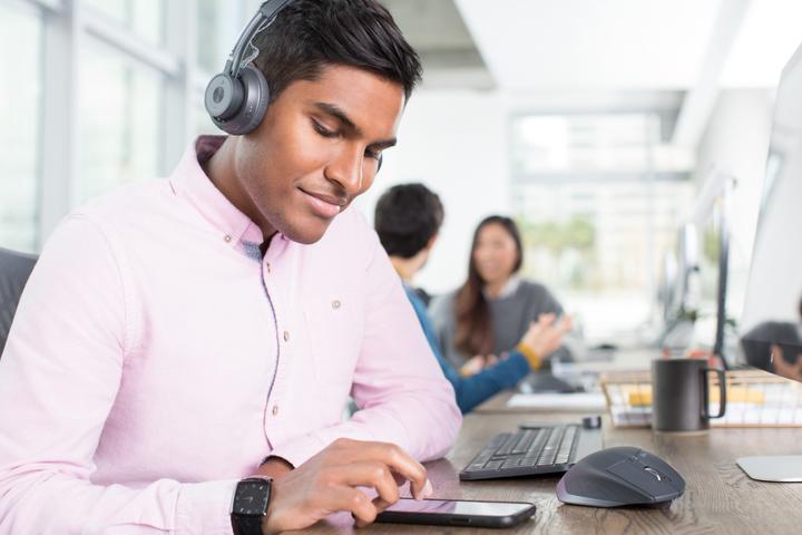 Actual product image Logitech Wireless Zone (Wireless)