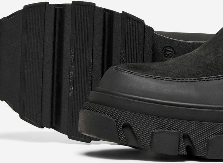Actual product image Only Chunky boots (41)