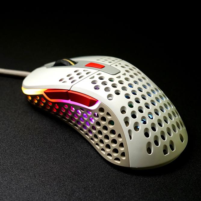 Actual product image CHERRY xtrfy M4 RGB Retro Edition (Cable)