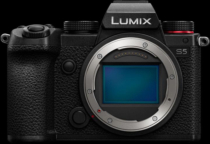 Panasonic Lumix S5 (24.20 Mpx, Full frame)