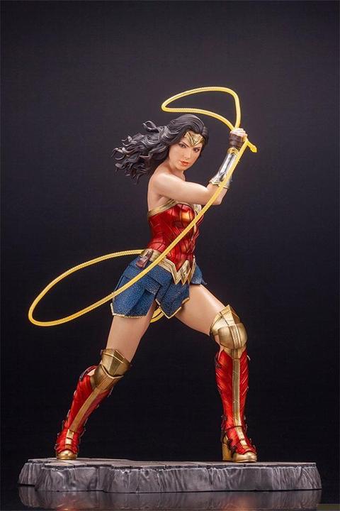 Produktbild Kotobukiya Wonder Woman 1984 Movie ARTFX Statue 1/6 Wonder Woman 25 cm