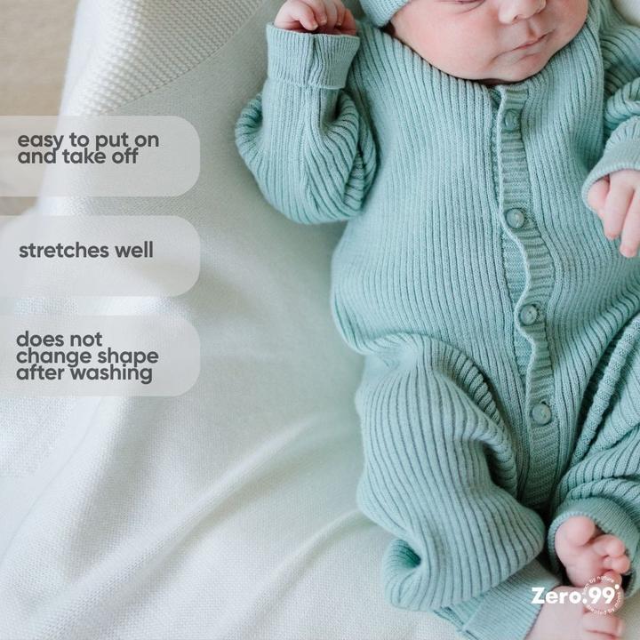 Actual product image Zero.99 Newborn Set 5 pcs. - Blanket, Buttoned Sleepsuit, Scratch Mitts, Booties, Hat, Mint (50, 56, 62, 68)
