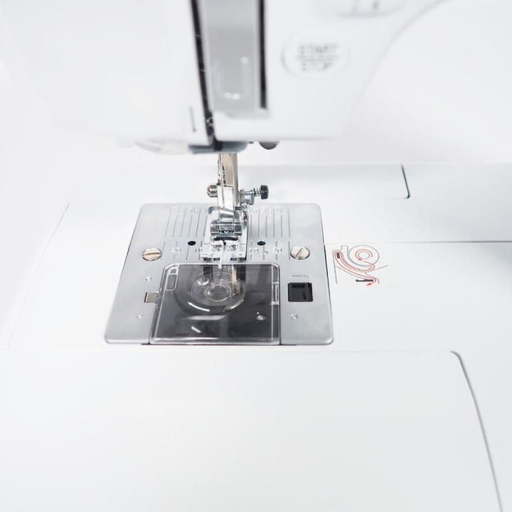 Image du produit Room05 CARINA Diamond Computer Nähmaschine Versandrückläufer