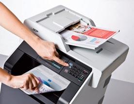 Produktbild Brother Dcp-9270cdn (Laser, Farbe)